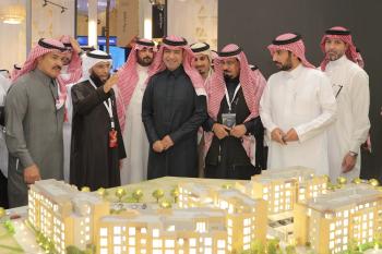 Al-Hogail inaugurates the Restatex Riyadh Real Estate Exhibition 2024 .. and witnesses the signing of agreements and the launch of funds worth 3.5 billion riyals